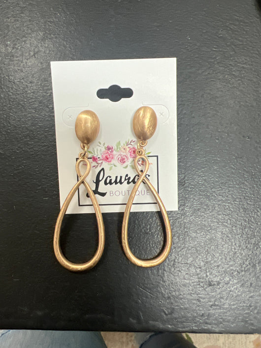 Gold dangle earrings