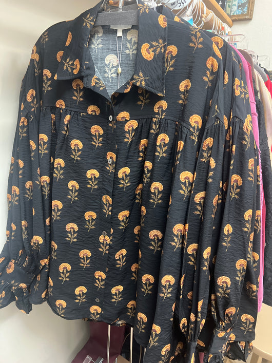 Entro black dandelion top