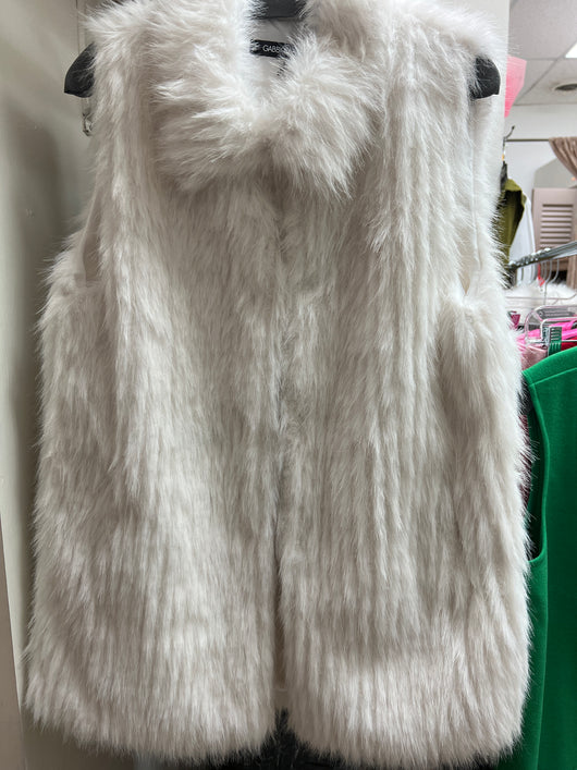 Gabby Isabella white faux fur vest