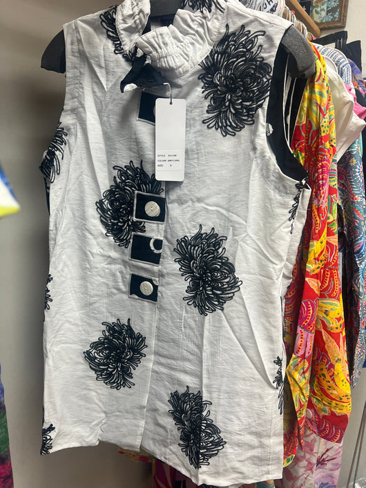 FunSport black white floral sleeveless tunic