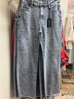 APNY leaf embroidered leaf ankle jeans