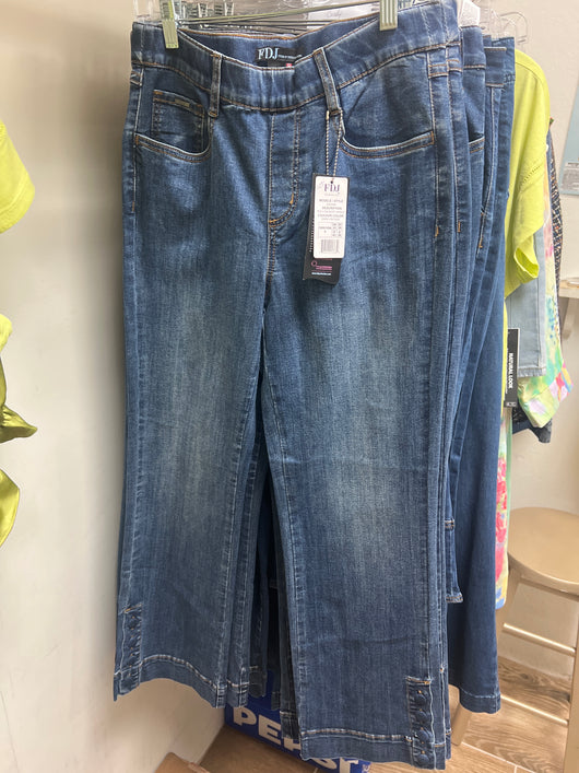 FDJ pull on dark vintage button ankle jeans