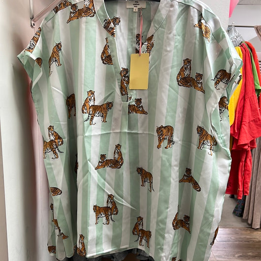 Entro mint green stripe tiger shirt