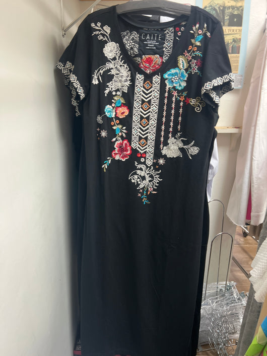Caite black embroidered s/s maxi dress