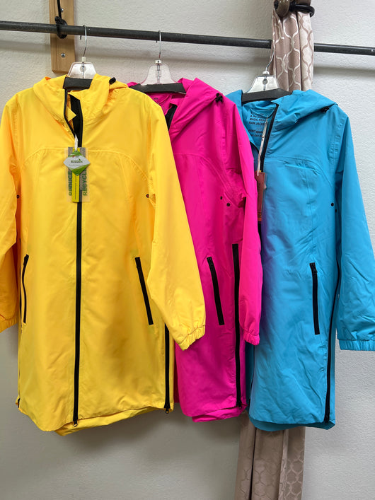Fashion concepts hidden print raincoats