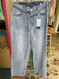 FDJ Christina wide leg light blue jeans