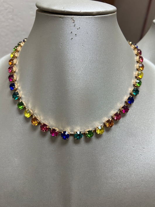 Jewel multi color necklace