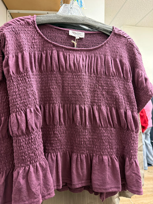 ee:some purple smocked top