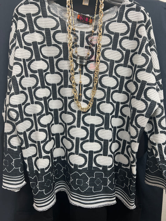 Isle black white mesh tunic