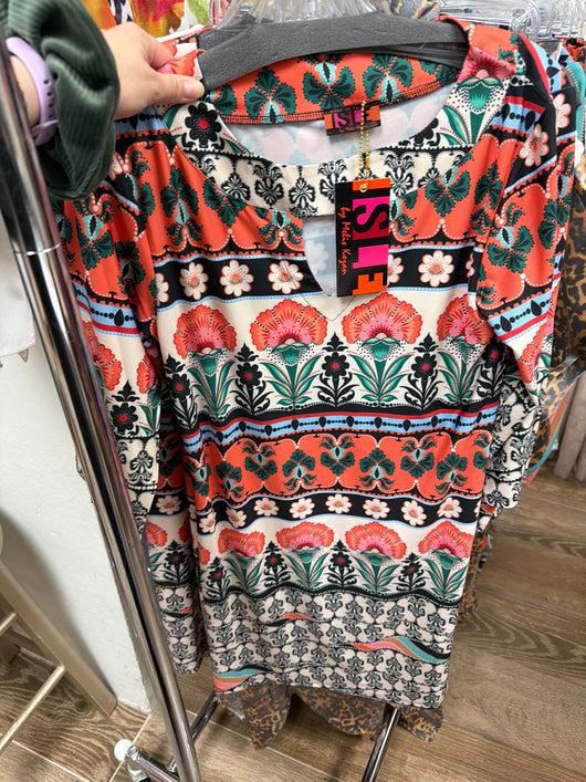 Isle Trevi Keyhole Dress