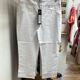 Renuar white capri pull on zipper pockets