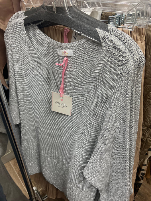 Me & Gee silver metallic pullover one size