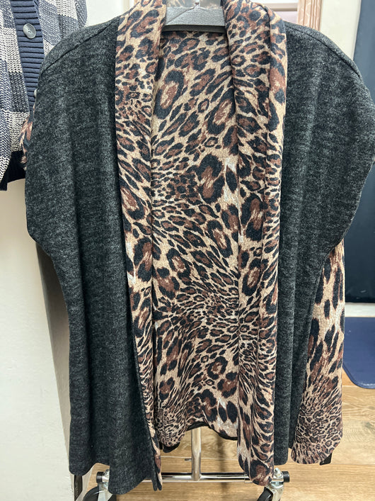 Nally & Millie reversible leopard charcoal cardi