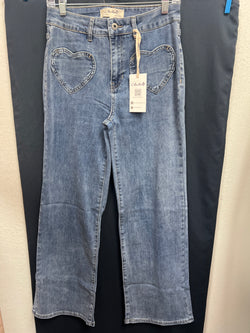 Charlie B wide leg heart pocket jeans medium wash