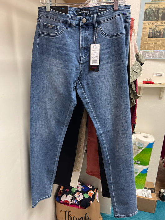 FDJ Olivia slim leg medium wash jeans