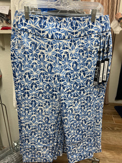 Charlie B blue stars print pull on crop pant