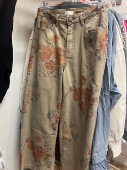 Easel mocha floral pants
