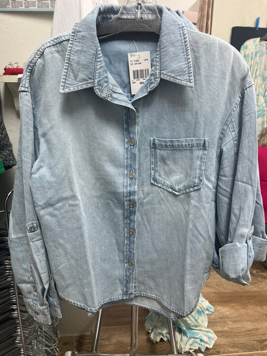 KUT light wash chambray shacket