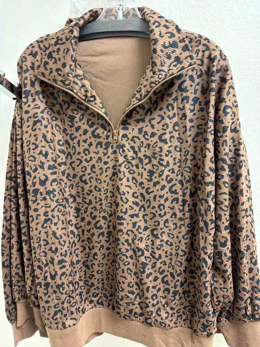 Little Daisy corduroy leopard pullover