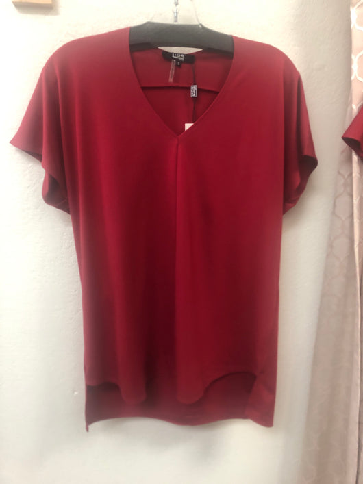 Lior red wine top