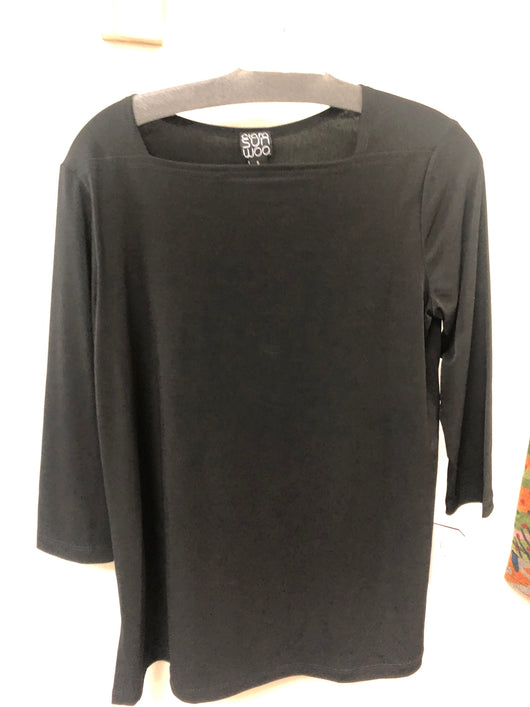 ClaraS black boatneck